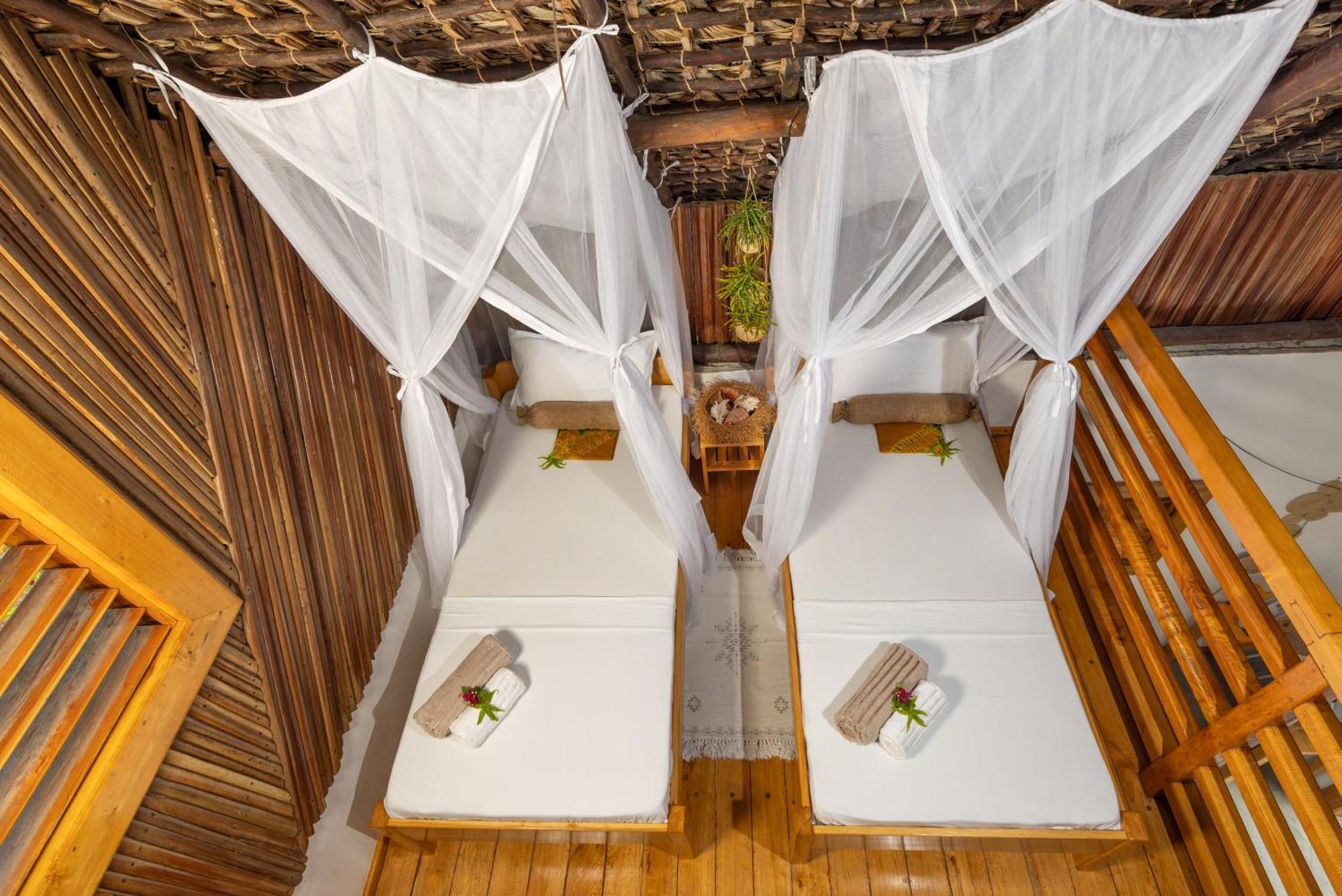 Komba Cabana クンバ島 部屋 写真